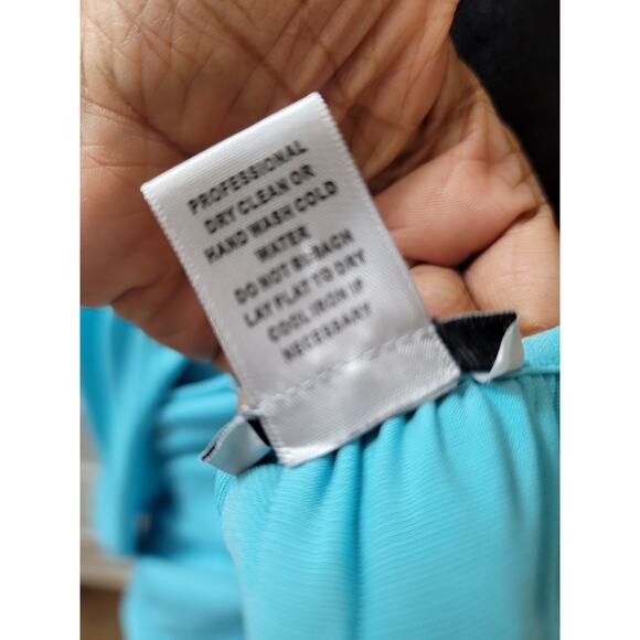 Cache Blouse Women's Size Large Blue Boat Neck Off-The-Shoulder Cold Shoulder - Picture 10 of 11